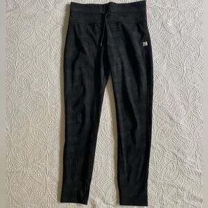 Vuori Womens Camo Leggings